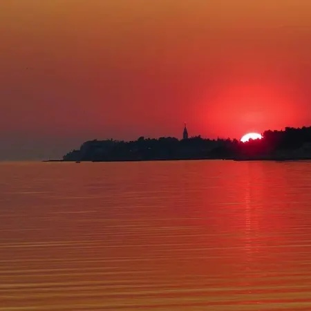 Novigrad Centre Apartment *